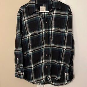 American Eagle Women’s oversized flannel shirt